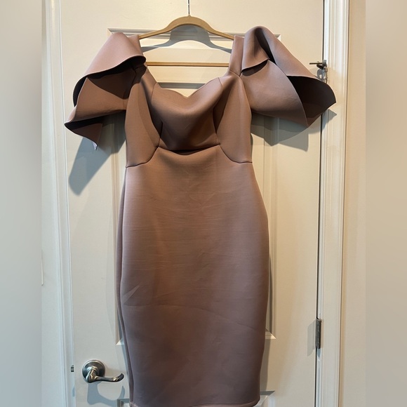 ASOS MIDI Pedal sleeve dress - Picture 10 of 10